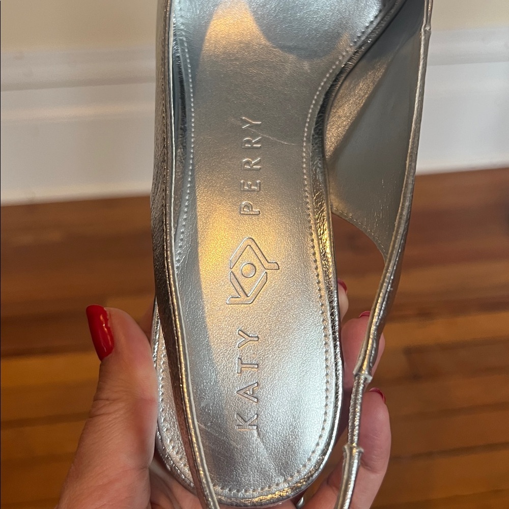 Katy Perry The Laterr  Pointed Toe Metallic Silver Slingback Heels Size 7.5 - Picture 9 of 13